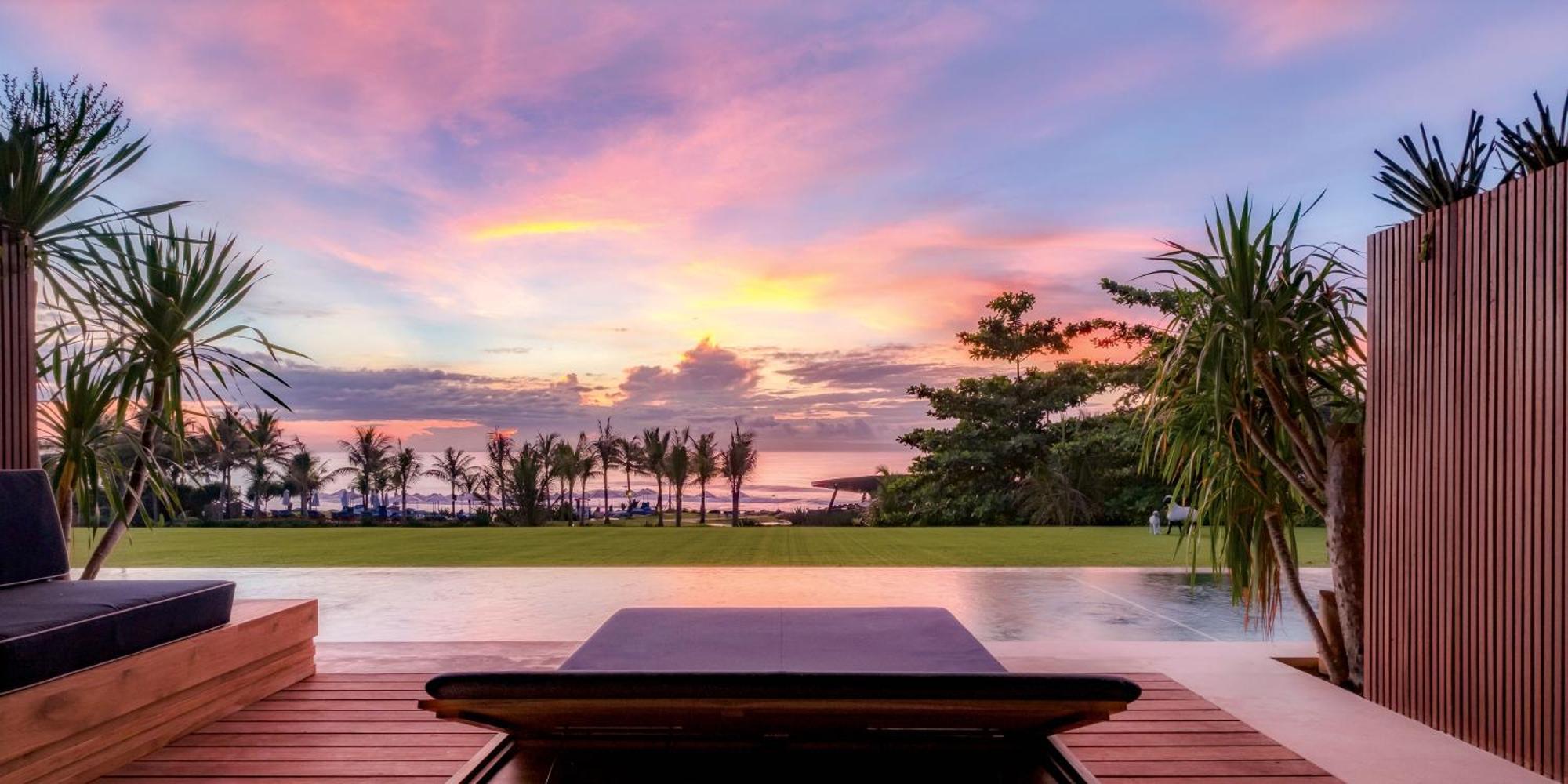 Hotel Komune And Beach Club Bali Керамас Екстериор снимка