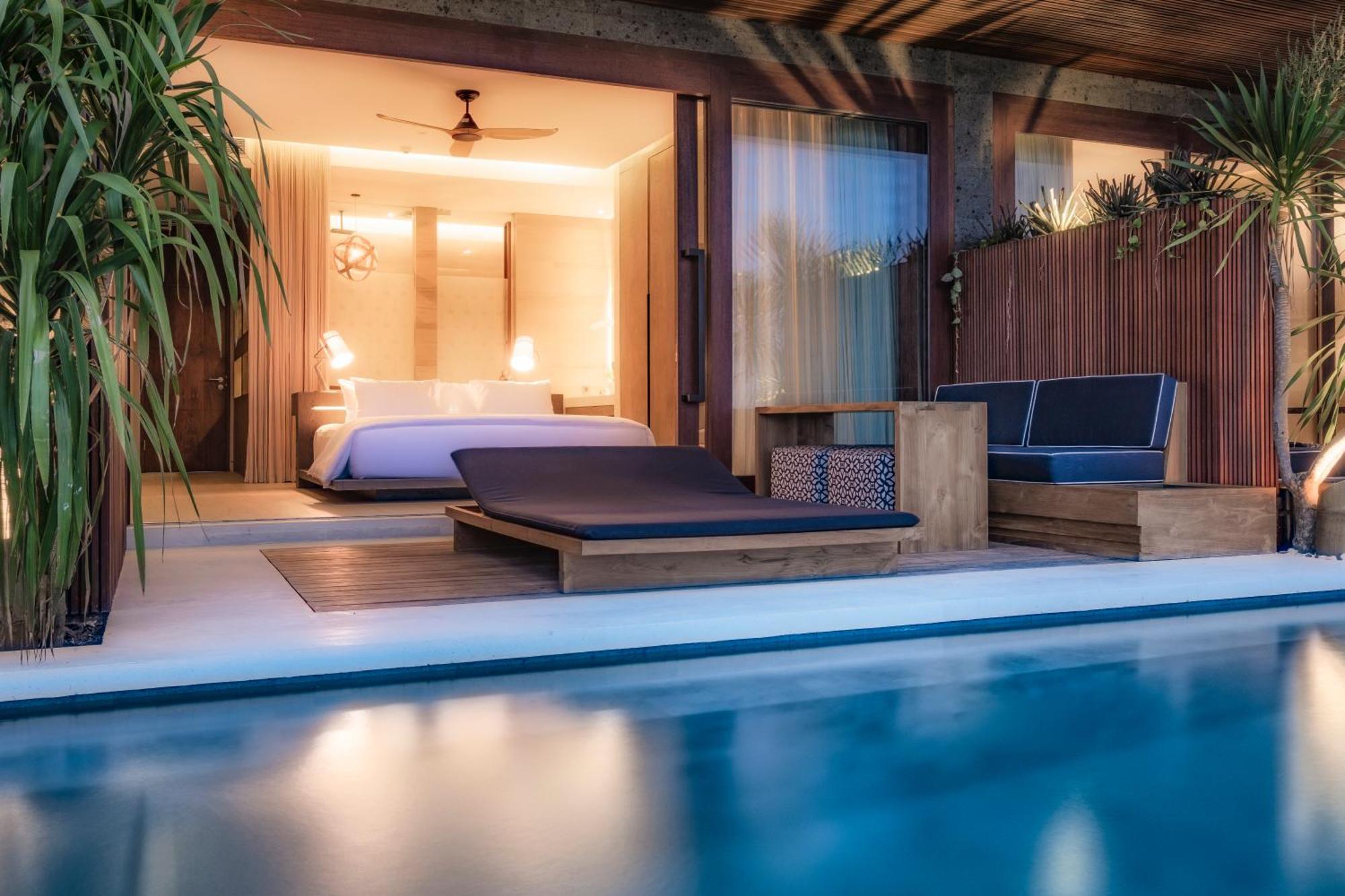 Hotel Komune And Beach Club Bali Керамас Екстериор снимка